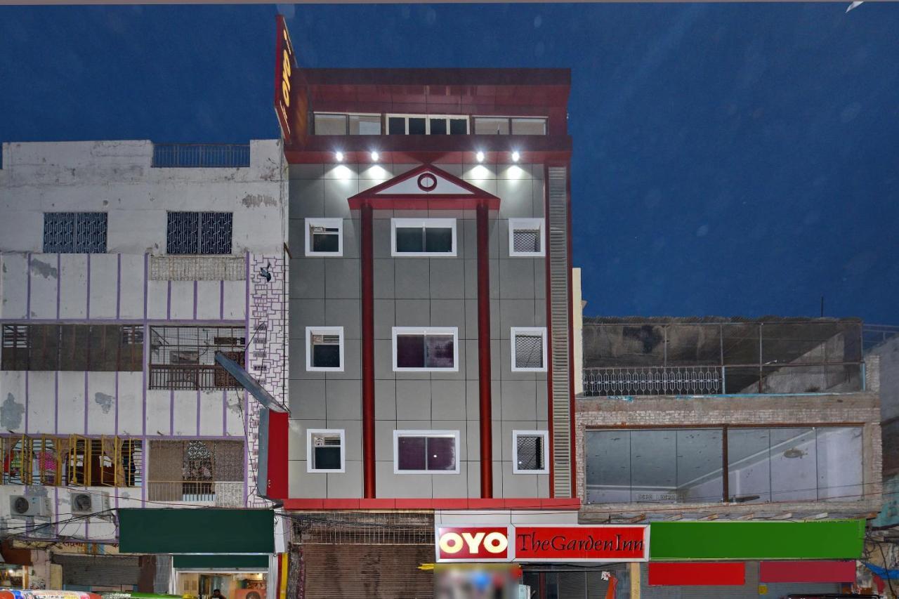 ורנאסי Oyo 3519 Hotel Garden Inn מראה חיצוני תמונה