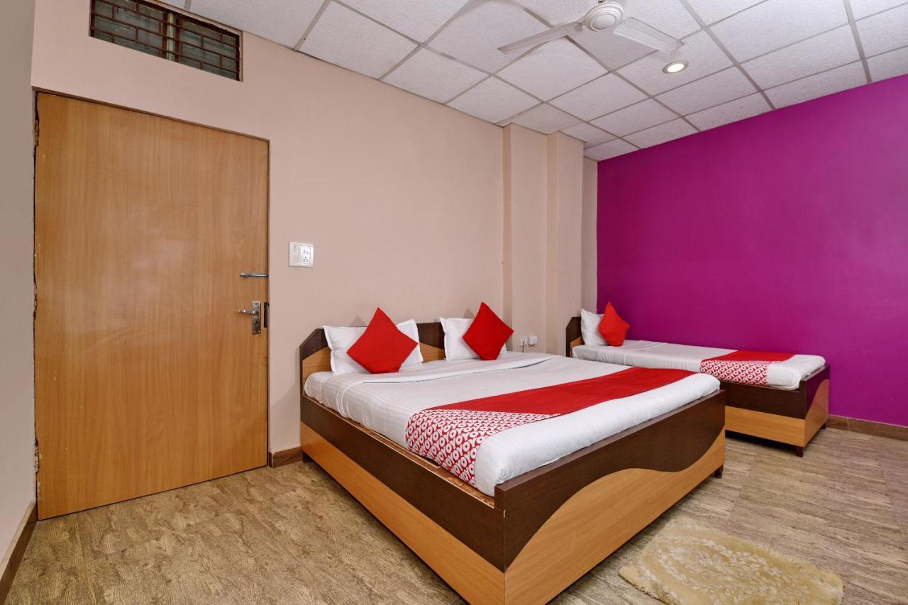 ורנאסי Oyo 3519 Hotel Garden Inn מראה חיצוני תמונה