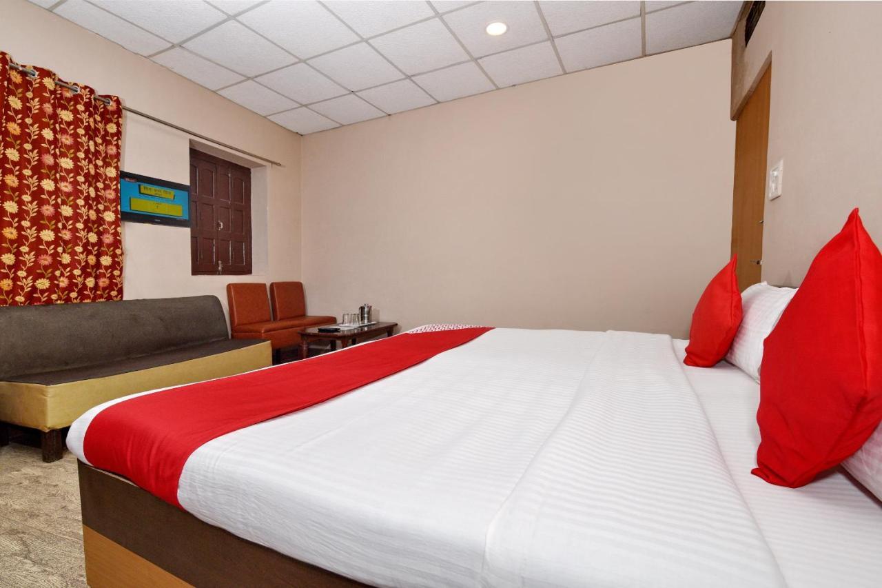 ורנאסי Oyo 3519 Hotel Garden Inn מראה חיצוני תמונה